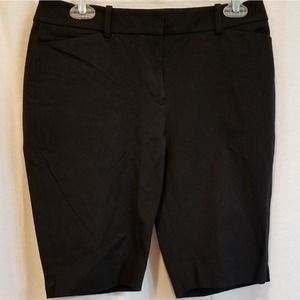 WHBM white house black market black super comfy burmuda 11" shorts size‎ 4